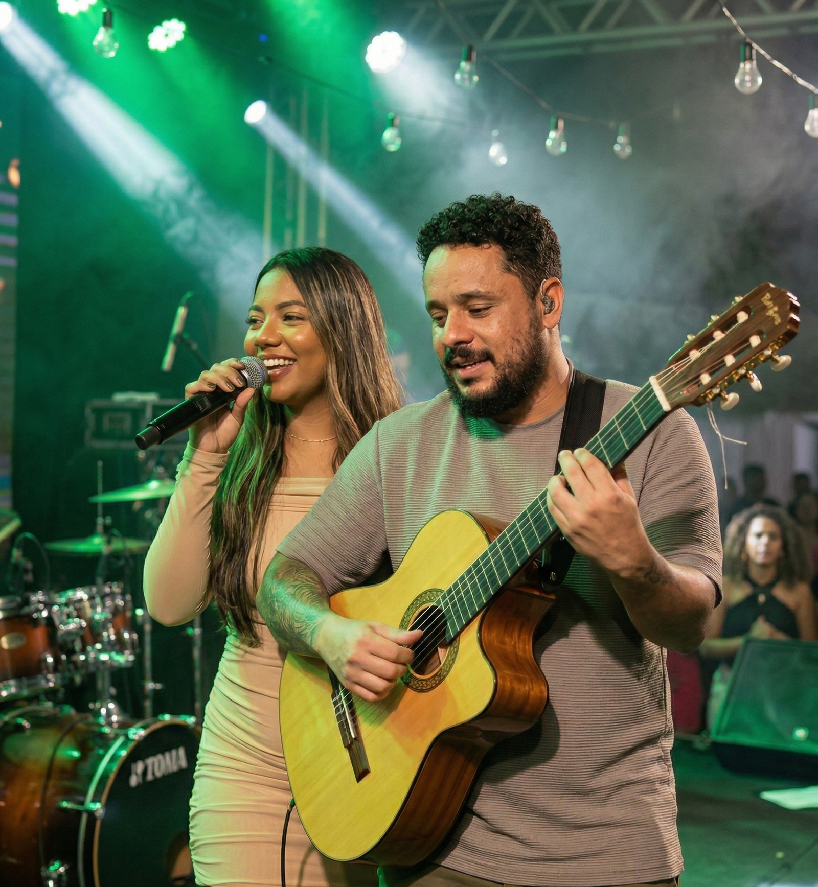 Emi Lee e Diego Arantes